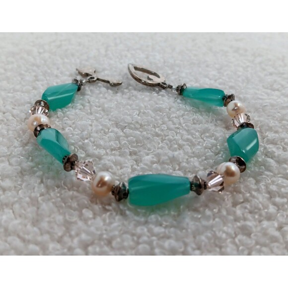 Sea Blue Chalcedony & Genuine Pearl Bracelet Arrow & Heart Clasp - Picture 6 of 6